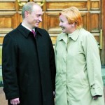 Путин разводится ради Кабаевой?